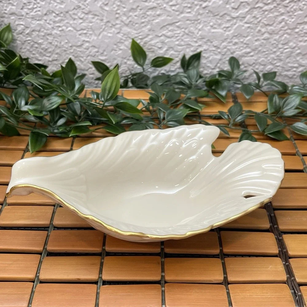 Vintage Lenox Beige Porcelain Dove Shaped Candy Nut Dish Bowl 24K Gold Trim USA